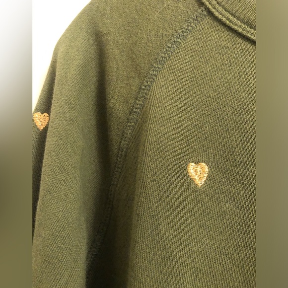 🤩 “THE GREAT” SIZE 3 GREEN SWEATSHIRT W/ EMBROIDERED ❤️’s! 🌟 - Picture 6 of 16